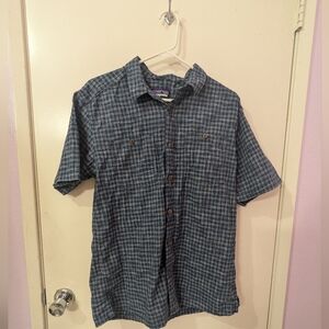 Patagonia Men's size medium button down shirt